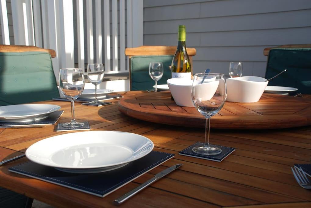Wow I'M Living On The Beach. Luxury 4 Bed Sleeps 8 Pagham Eksteriør billede