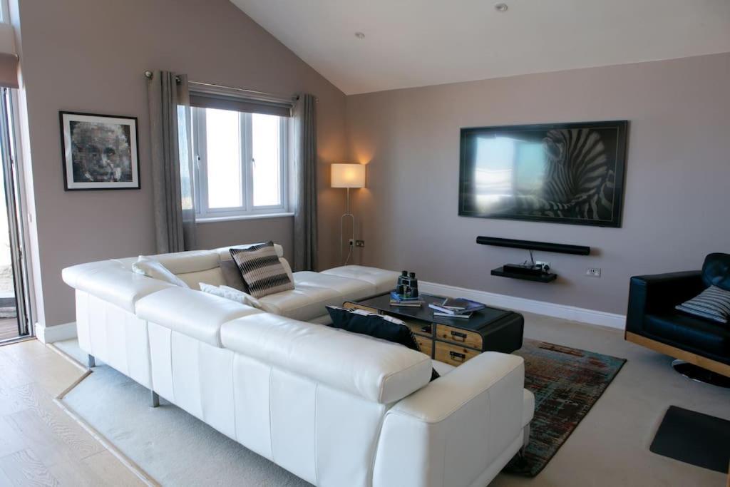 Wow I'M Living On The Beach. Luxury 4 Bed Sleeps 8 Pagham Eksteriør billede